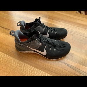 Nike Metcon shoes for men in size 13